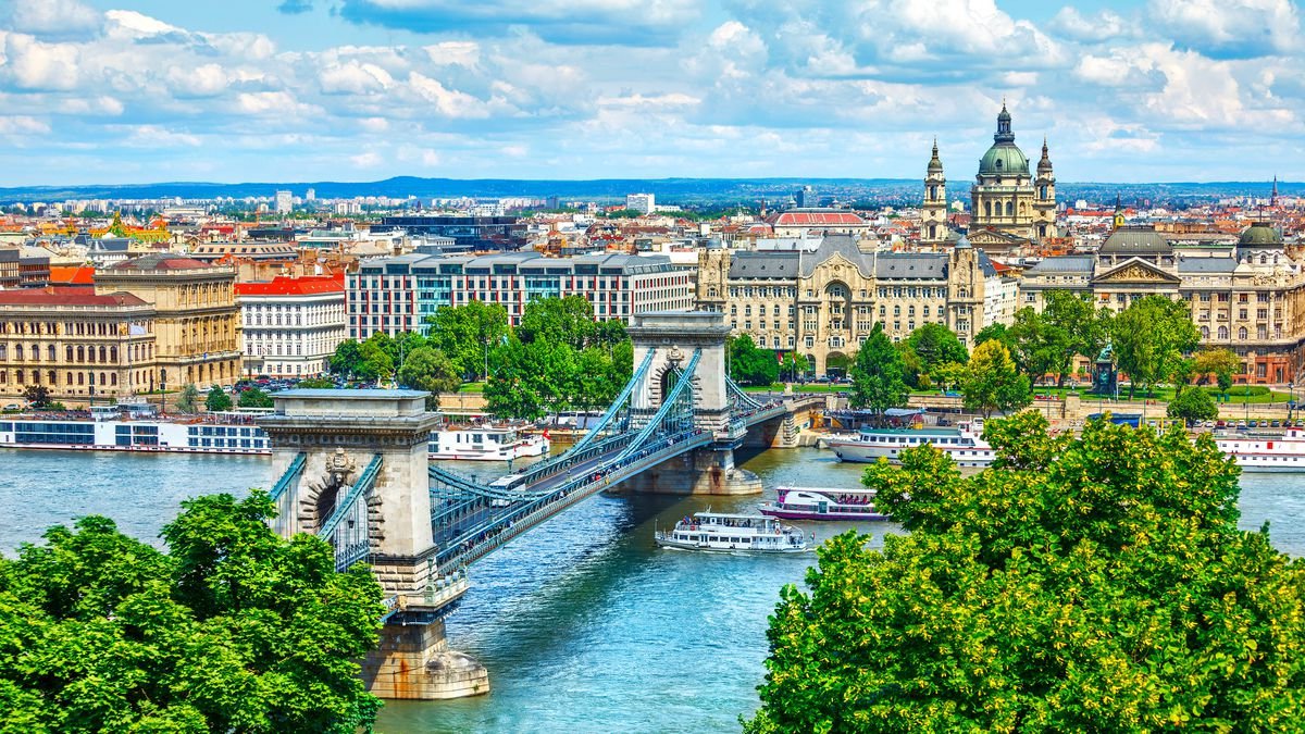 Туроператор по Венгрии Амиго-С