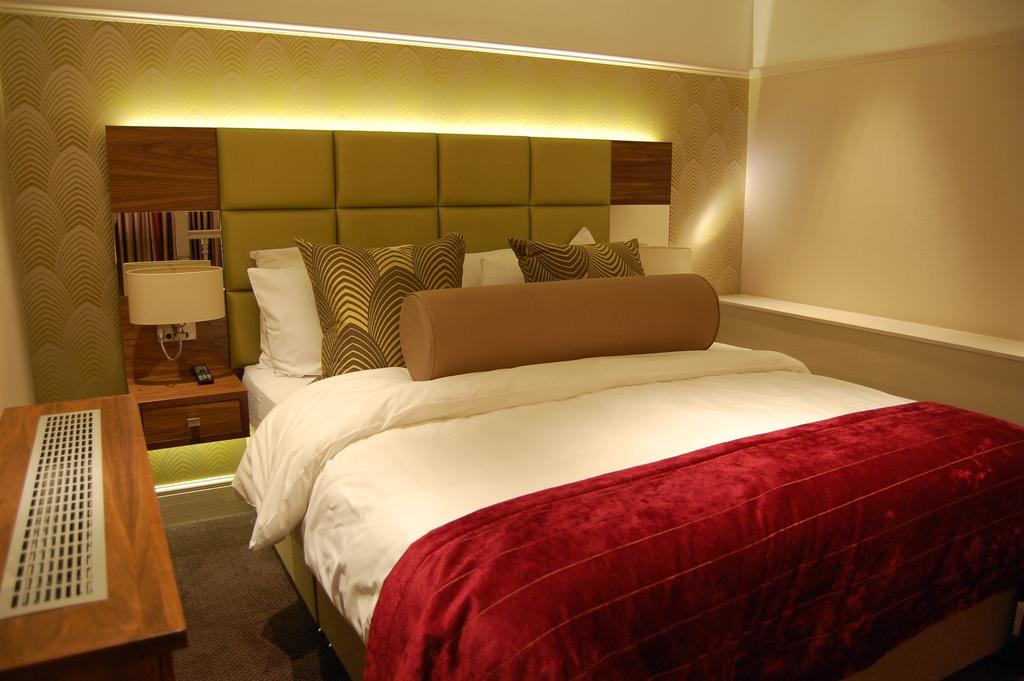 My best hotel. Good Hotel London. Высокий отель в Лондоне рядом с аэропортом. Hyde Hotel Dubai 5*. United Kingdom best Hotels collection.